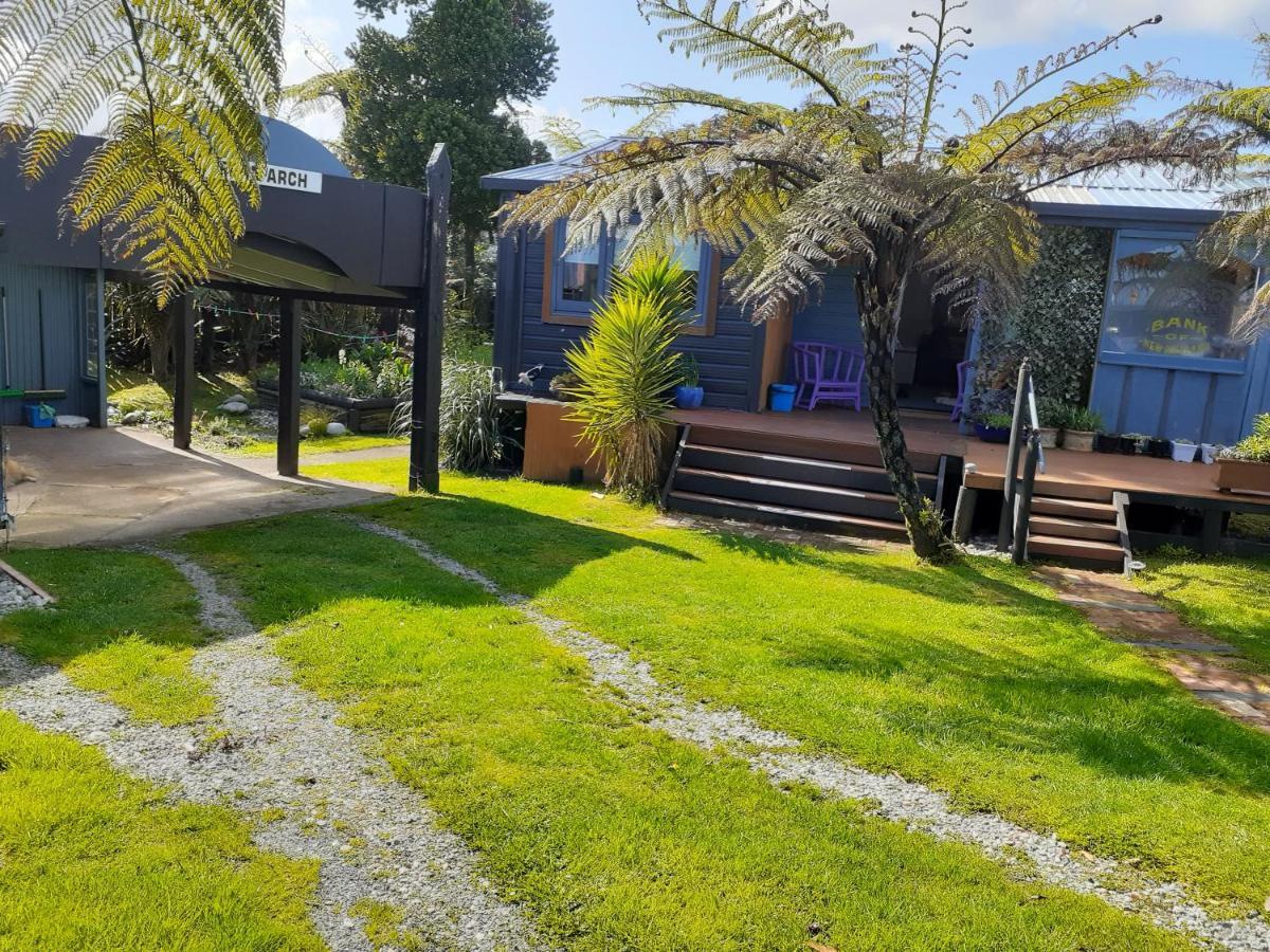 Beachside Cottage Stays Carters Beach エクステリア 写真